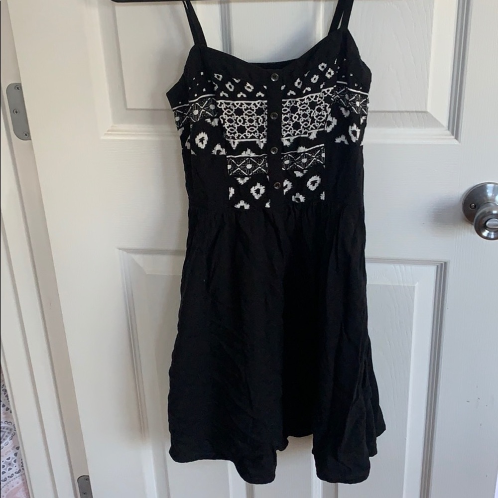 Blank and white print sun dress